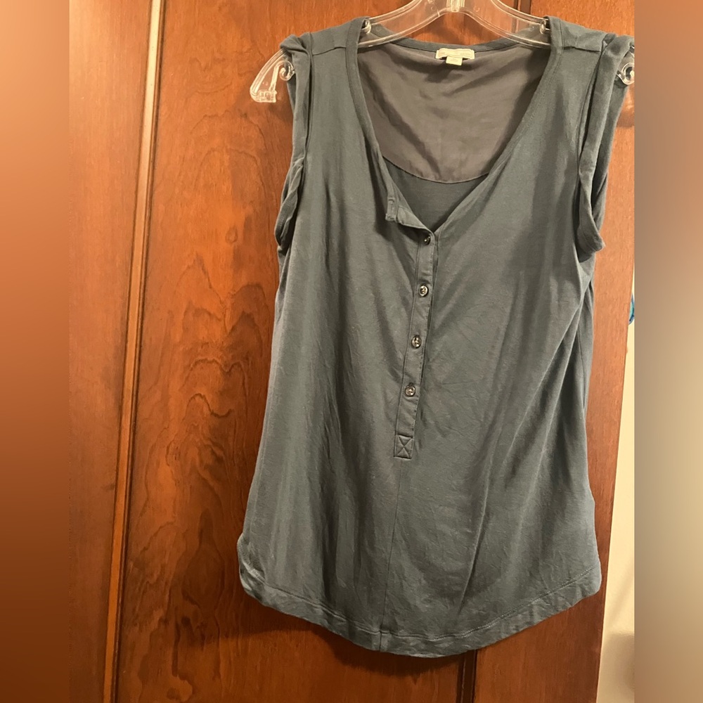 GAP Green Sleeveless Buttoned Tank Top